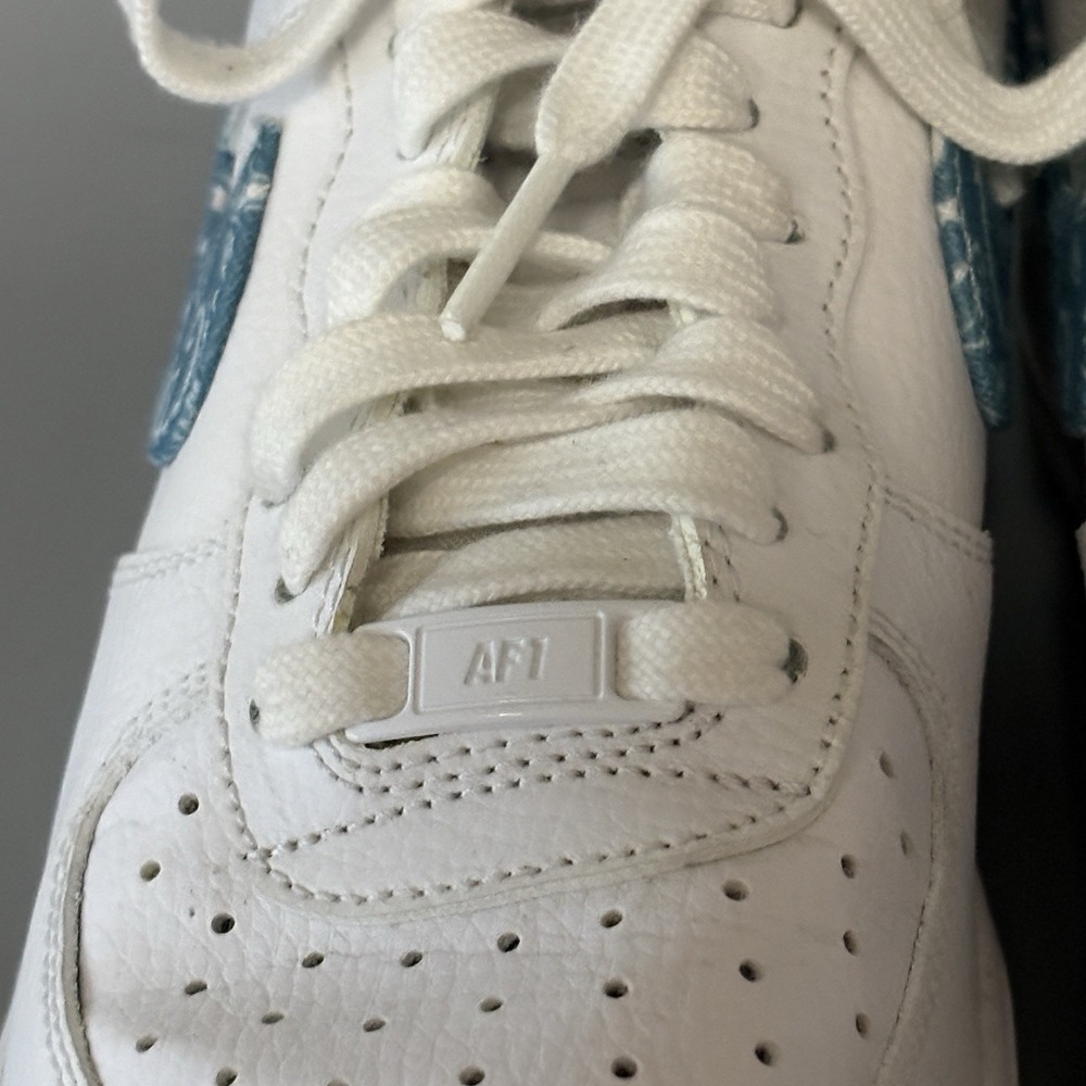 Nike Air Force 1 Low '07 Sneakers Womens 9 White Blue Paisley DH4406-100 - Picture 12 of 16